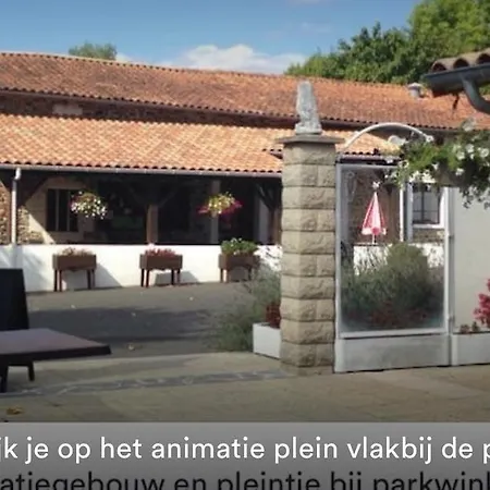6 Pers 4sterren Bungalow Op Familiepark Le Chat Ecuras